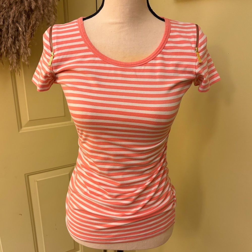 MICHAEL KORS Ruched Side Zipper Detail Top size S